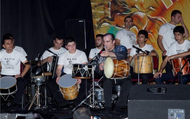 &nbsp;"Natiq" ritm qrupu Hindistana gedir