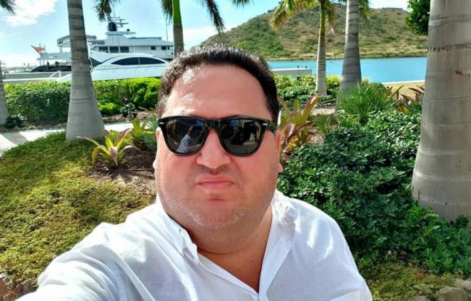 Xalq artisti okean gəzintisinə çıxdı - foto+video&nbsp;