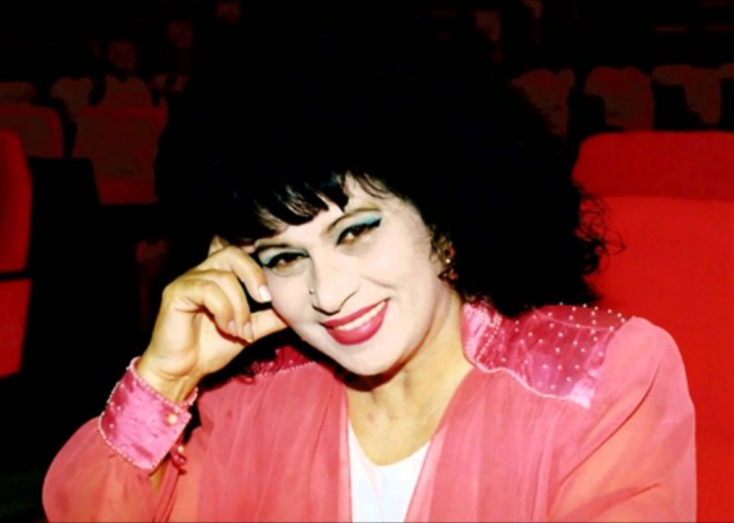 Zeynəb Xanlarovanın Türkan Şorayla şəkli