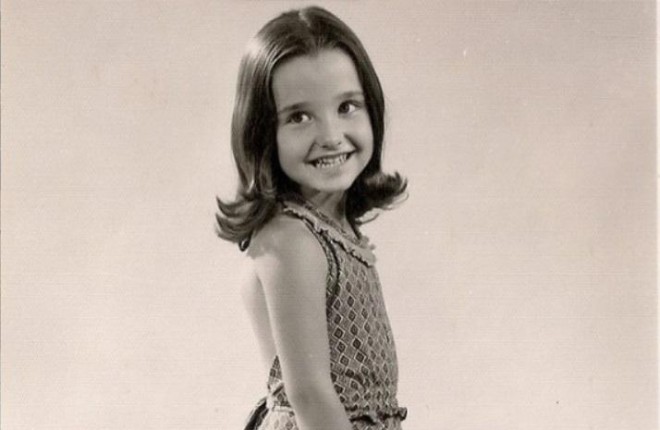 Aktrisa uşaqlıq şəklini paylaşdı - foto