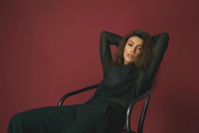 Röya "Bağışlaram" oxudu - video