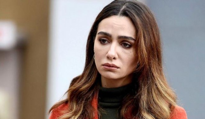 Nənəsinə oxşamaq üçün saçlarını kəsdirdi