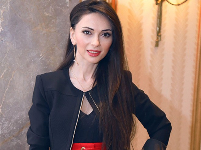 Manana yeni mahnısını təqdim etdi - video