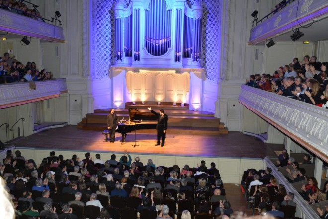 Yusif Eyvazovun Paris konsertindən fotoreportaj