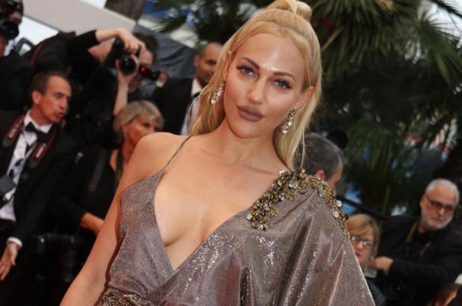 Meryem Üzerli fərqli imicdə - foto