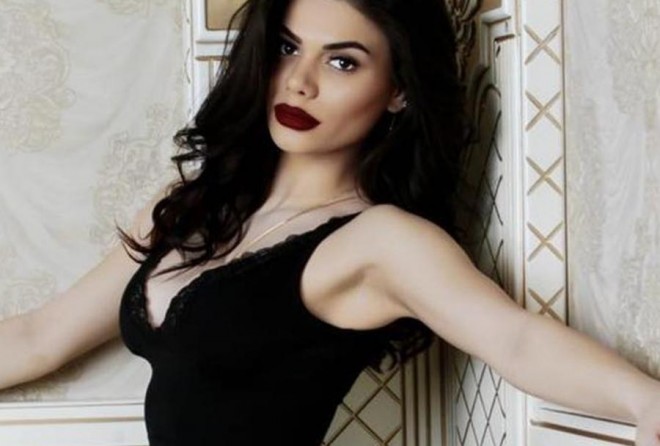 Aysun yeni fotosessiya etdirdi