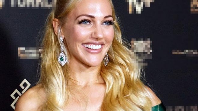 Meryem Uzerli firma siması oldu