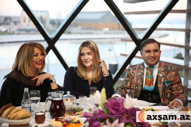 Xalq artistləri deyib güldülər - foto