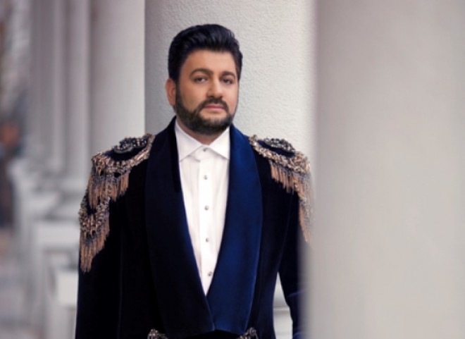 Xalq artisti Bakıda və Lionda konsert verəcək