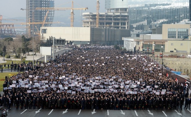 Bakıda ümumxalq yürüşü keçirildi
