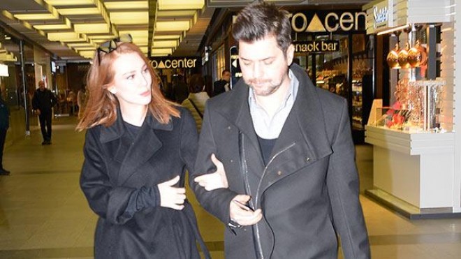 Aktrisa sevgilisi ilə görüntüləndi