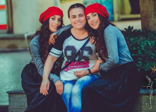 Müğənni bacılar prodüserlərindən ayrıldılar