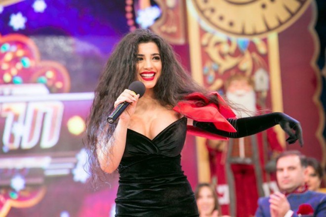 Səmra&nbsp;podiuma çıxmaq istəyir