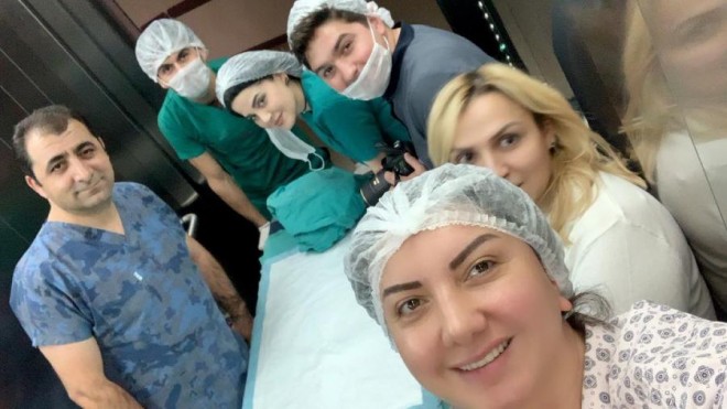 Nazilə Səfərli burnunu "kəsdirdi"