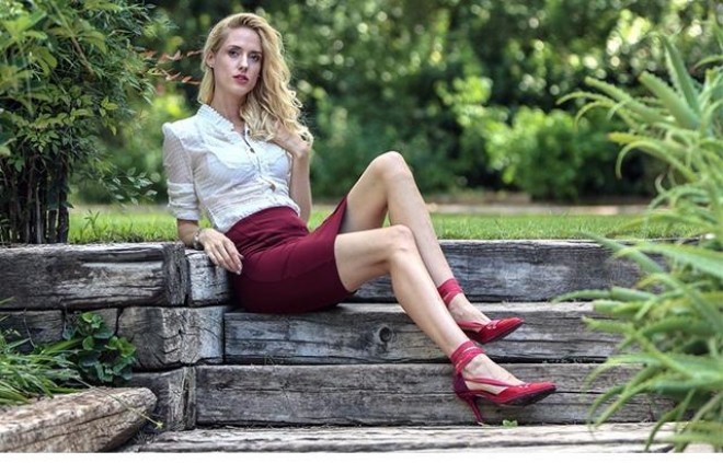 Aktrisa 16 ev və bir mağaza sahibidir