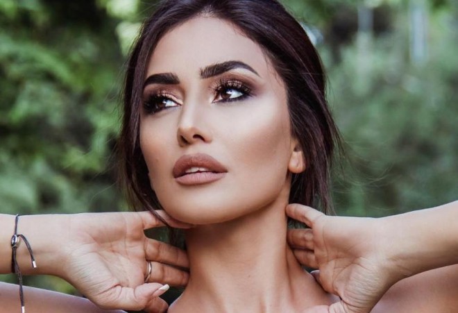 Pərvin sosial medianı tərk etdi