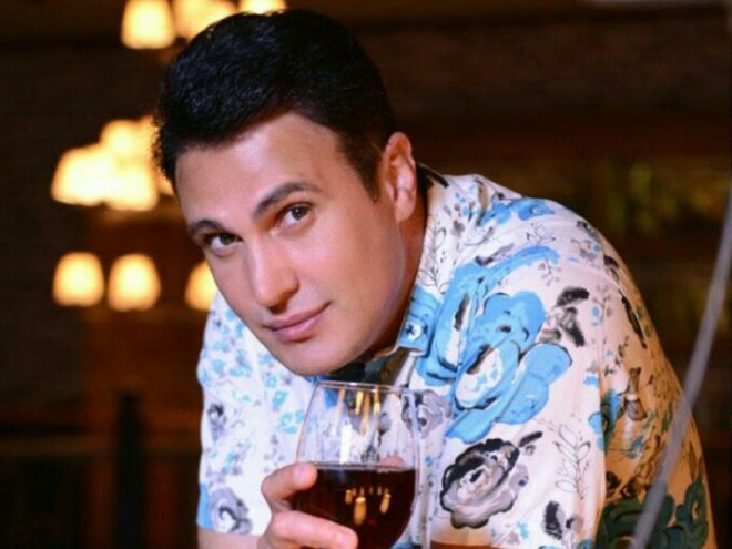 Nadir Qafarzadə yeni mahnısını oxudu - video