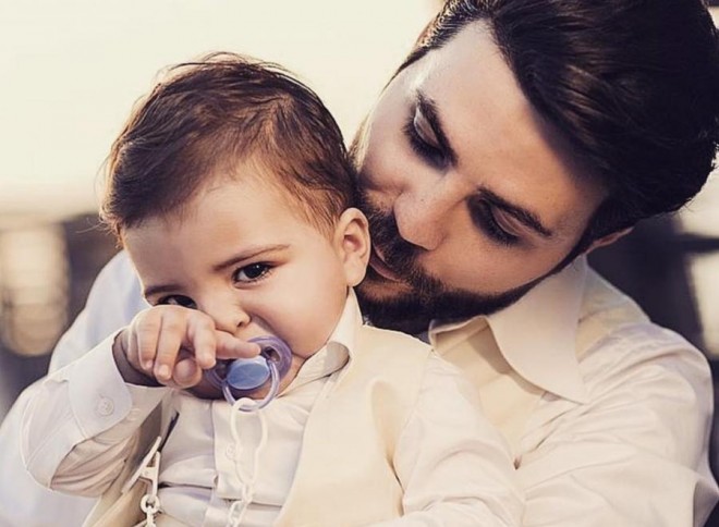 Elçin Cəfərov oğlunu küncdə saxlayır - foto