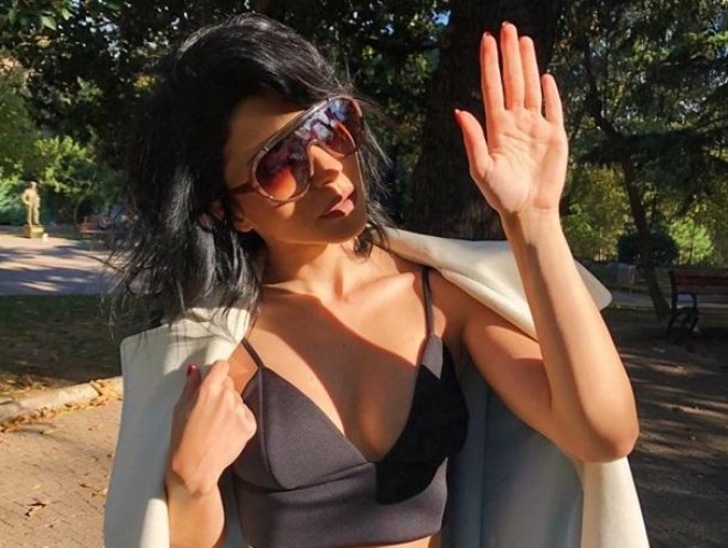 Aktrisa&nbsp;110 min lirəsini istəyir