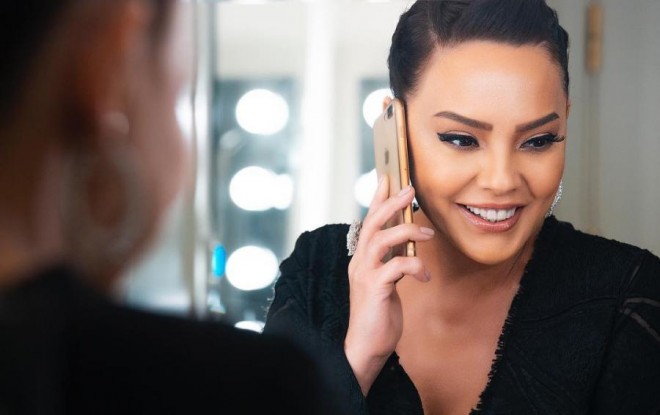 Ebru Gündeş özünə hədiyyə aldı&nbsp;