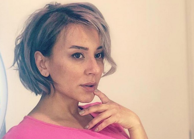 Əməkdar artistin makiyajsız halı bəyənildi