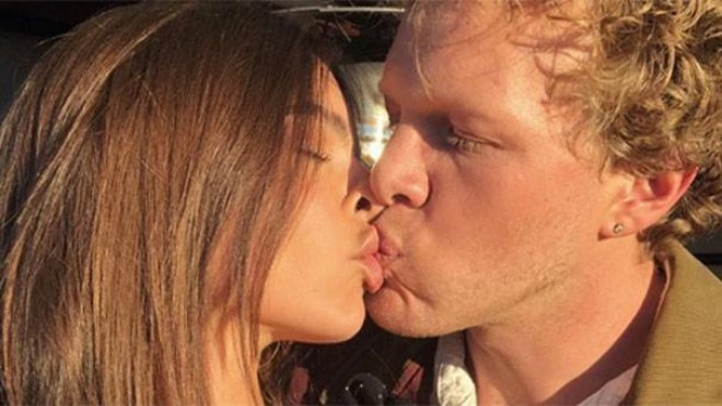 Modelin ev&nbsp;kirayəsinə borcu artır