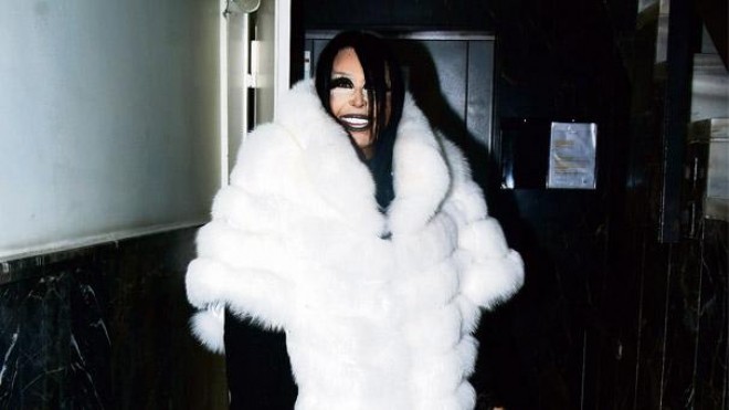 Bülent Ersoy 500 min lirəyə kürk aldı - foto