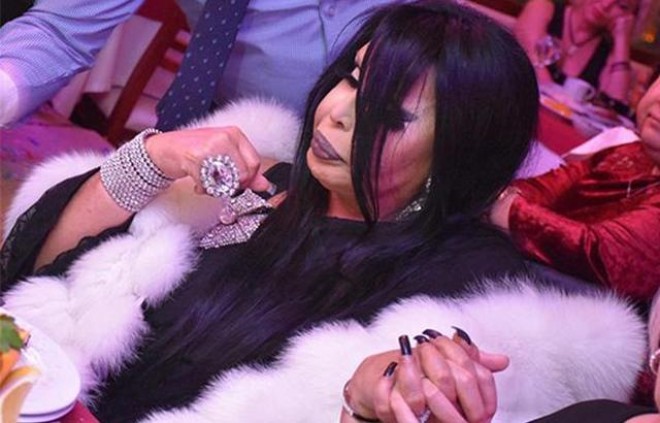 Bülent Ersoy 500 minlik kürk geyindi&nbsp;