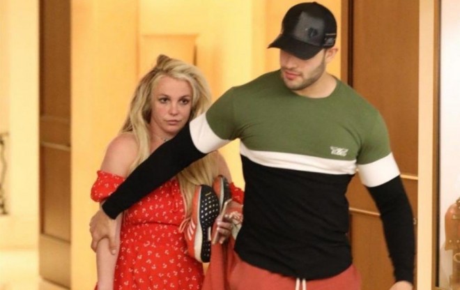 Birtni Spirs müalicə alsa da tam sağalmayıb