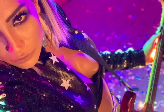 Röya Ayxan klip çəkilişi üçün Türkiyəyə getdi