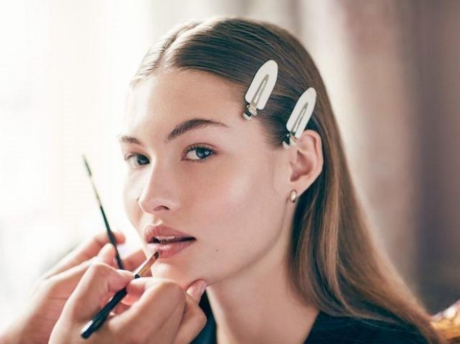 Model qanadları taxacaq&nbsp;