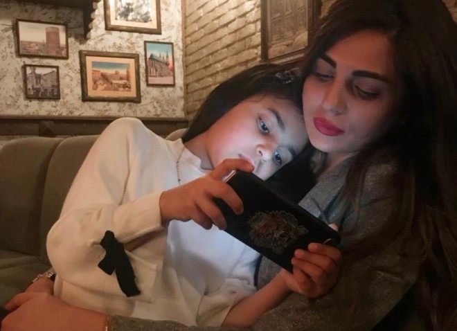 Gülay Zeynallı övladından danışdı