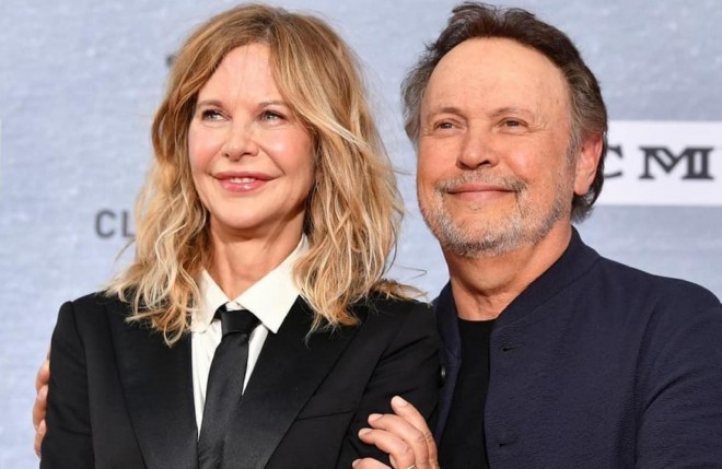 Aktrisa plastik əməliyyat etdirdi