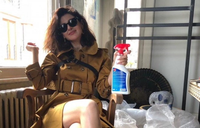 Nəsrin yeni fotosu ilə diqqət çəkdi