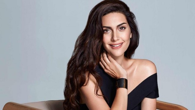 Aktrisa hamam xalatında - foto