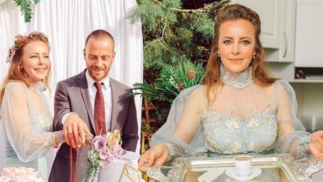 Aktrisa Vildan Atasever nişanlandı