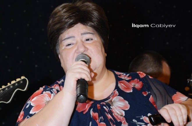 Xalq artisti həmkarlarından gileyləndi