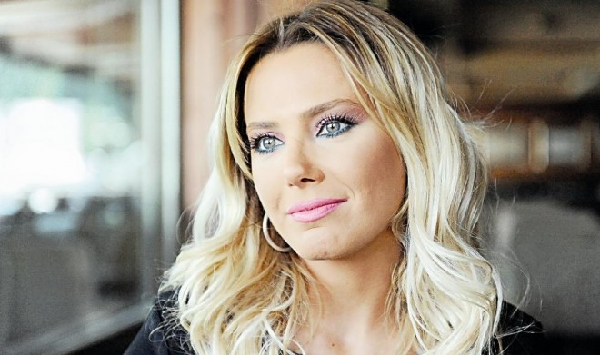 Aparıcı Madonnanı səhv saldı