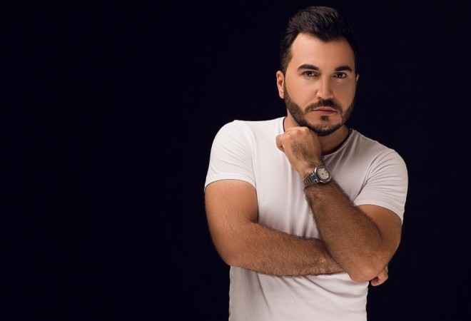 Elvin fırıldaqçılığın qurbanı oldu