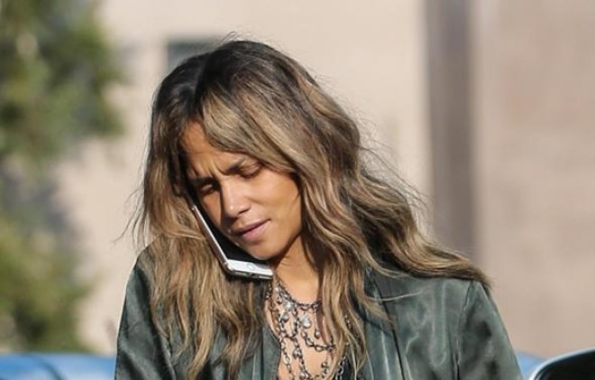 Halle Berri makiyajdan istifadə etmir - foto