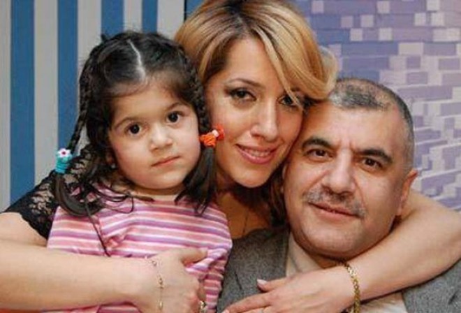 Əməkdar artist keçmiş ərini qınadı