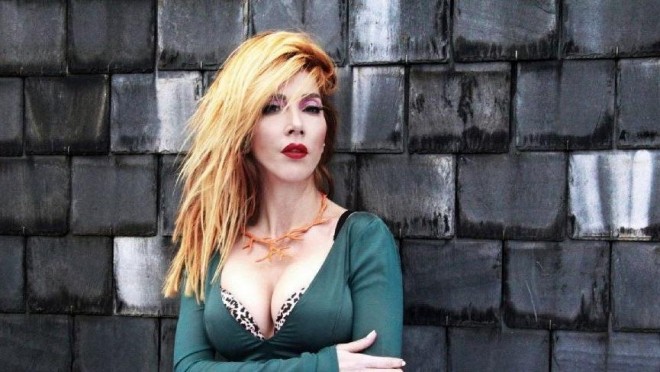 Müğənni qumar oynayarkən görüntüləndi