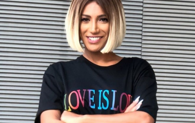 Əməkdar artist müzakirələr yaratdı - foto