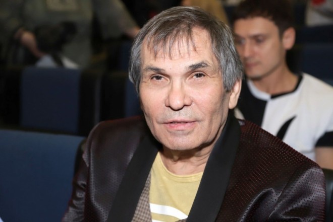 Məşhur prodüserin səhhəti pisdir