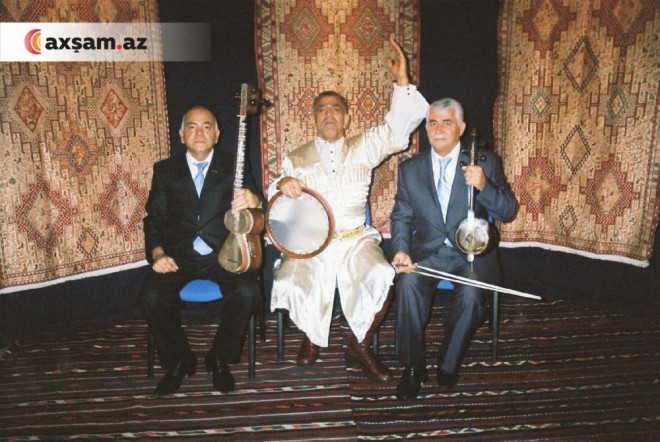 Xanəndə Huşəng Azəroğlu vəfat etdi