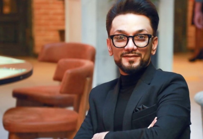 "Özünə "kraliça" deyirsən, zavallı" - Faiq Ağayev&nbsp;söz atdı