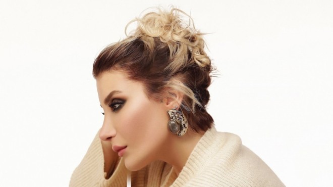 Müğənni&nbsp;tamaşaçıları əyləndirdi