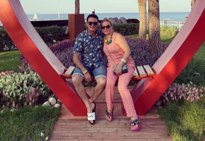 Nadir xanımı ilə Türkiyədə istirahət edir - foto