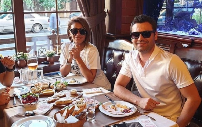 Röyanın qardaşı əsgərlikdən qayıtdı - foto