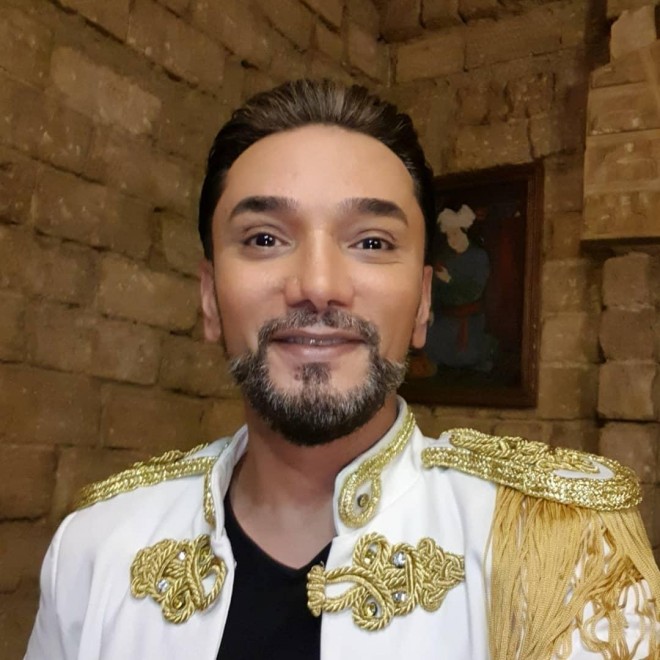 Xalq artisti imicini dəyişdi - foto